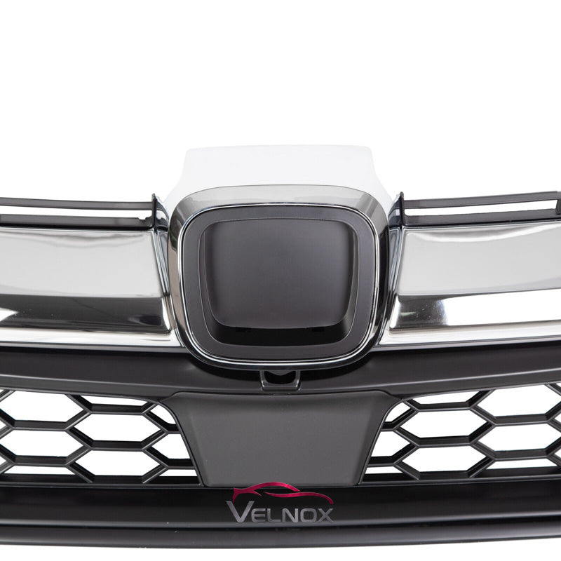 Center emblem and radar mounting area of 2017-2019 Honda CR-V HO1200233 grille