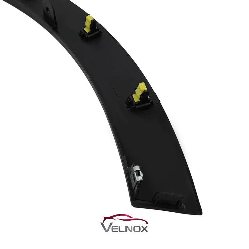Factory-style mounting clip detail on 2017-2019 Honda CR-V wheel arch molding HO1291108 HO1290108